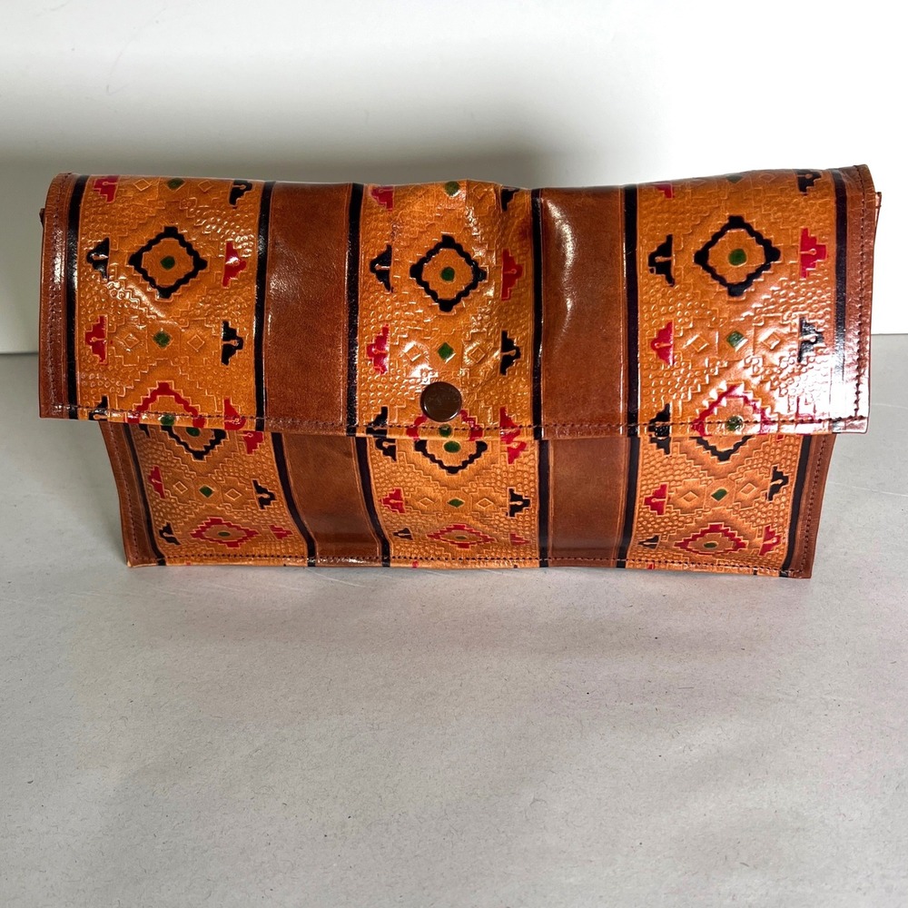 Vintage Southwestern Embossed Sheepskin Leather Clutch Bag Tan Geometric Pattern